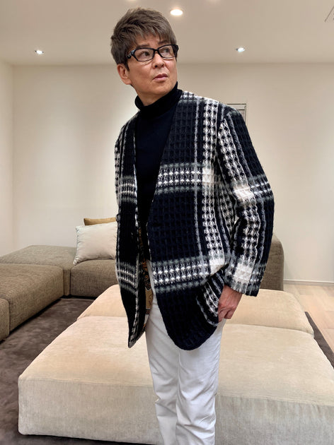 【未使用品】ガルニエ 哀川翔着用 総柄プリントロングジャケット 近年モデル M 未使用品】ガルニエ 哀川翔着用 総柄プリントロングジャケット