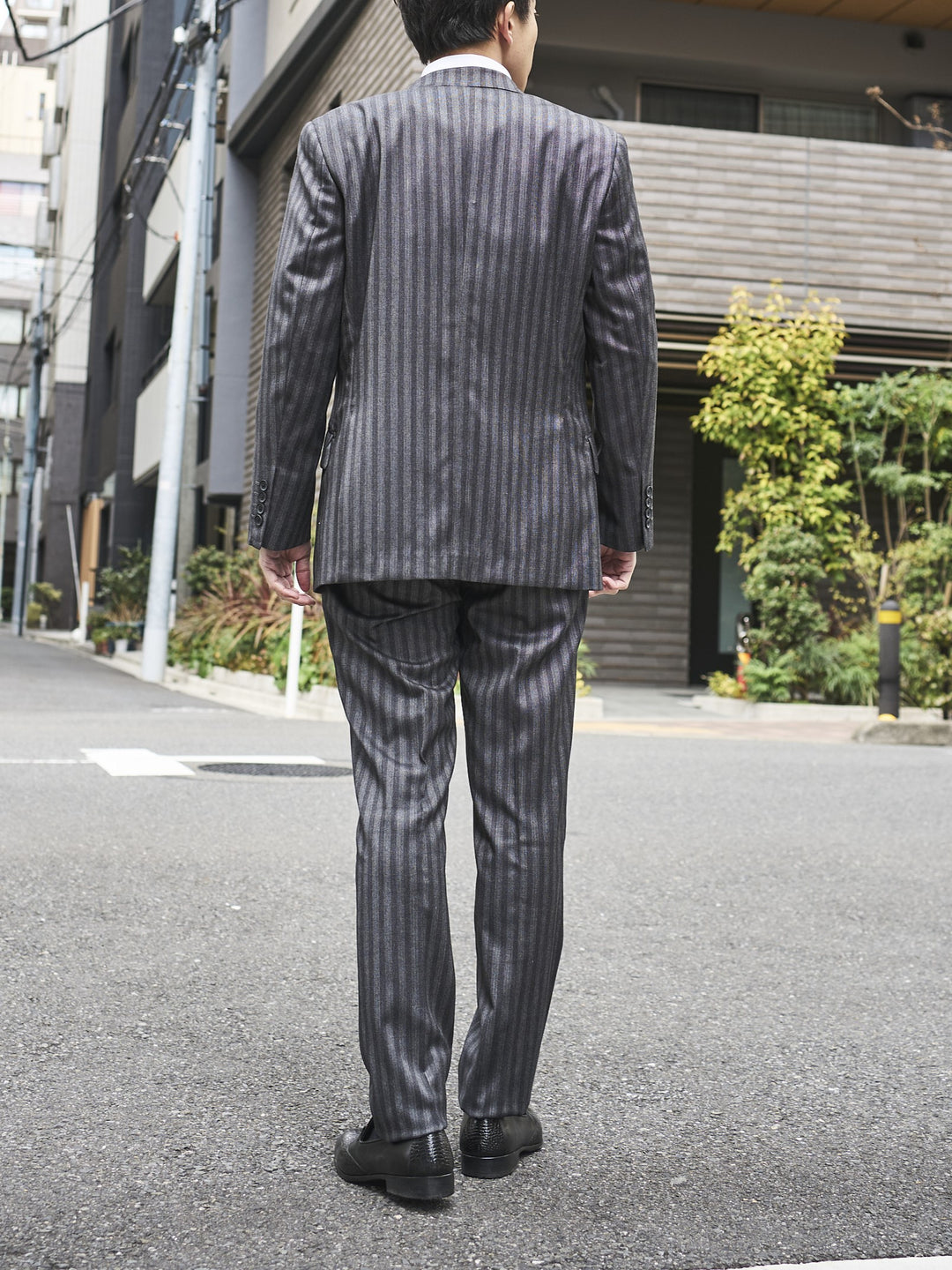 【極美品】Lサイズ　ガルニエ スリーピース スーツセットアップ 現行 黒 セール特別価格】【NEW】2BSスリーピーススーツ – GARNIER