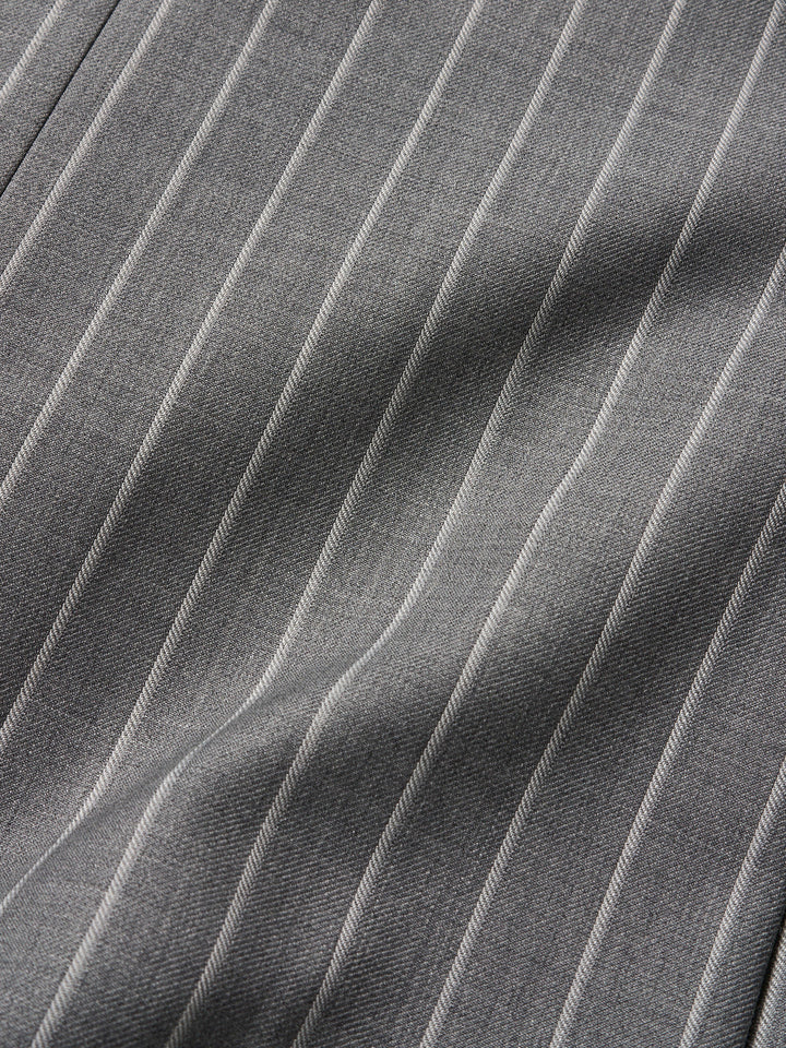 セール特別価格】チョークストライプ柄2BSスリーピーススーツ